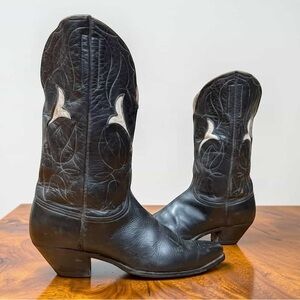 Early 1940s Western Cowboy Boots — Men’s 10 D Vintage Cloth Pull Boots